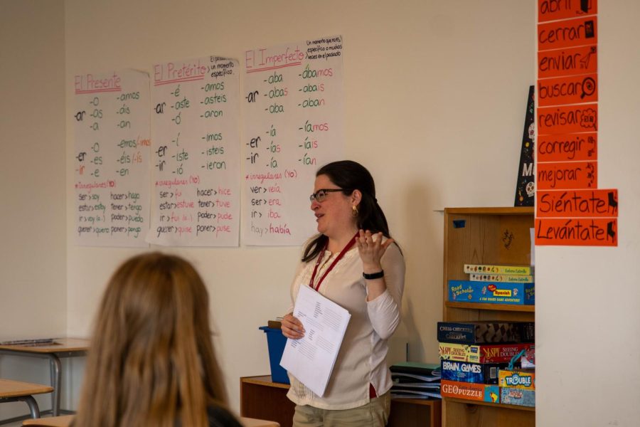 Spanish Teacher Kimberly Alligood lectures a class of students. 
