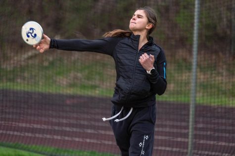 Eight girls track and field members advance to state; none advance to finals