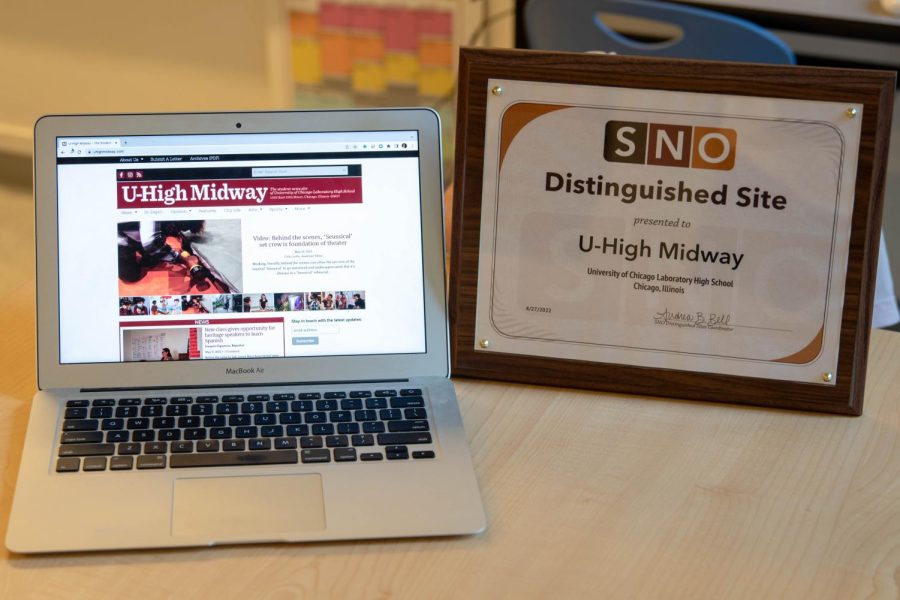 The U-High Midway was recognized by Student Newspapers Online with the Distinguished Sites Award. 