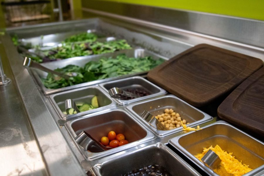 While Café Lab offers a salad bar, students often gravitate toward the quicker, more convenient options at the grill. 