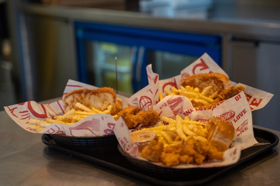 SPICE IT UP. Unlike the long menus featured in most fast food restaurants, Raising Cane’s only offers a single entrée and three possible side-dishes, allowing the restaurant to exceed in their specialties. 