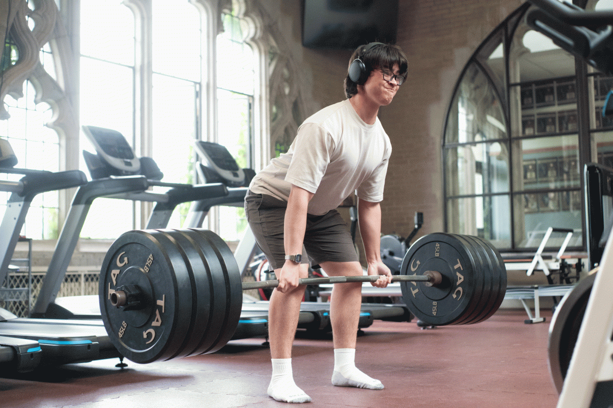 Uplifting: Sophomore Austin Siu finds passion for powerlifting