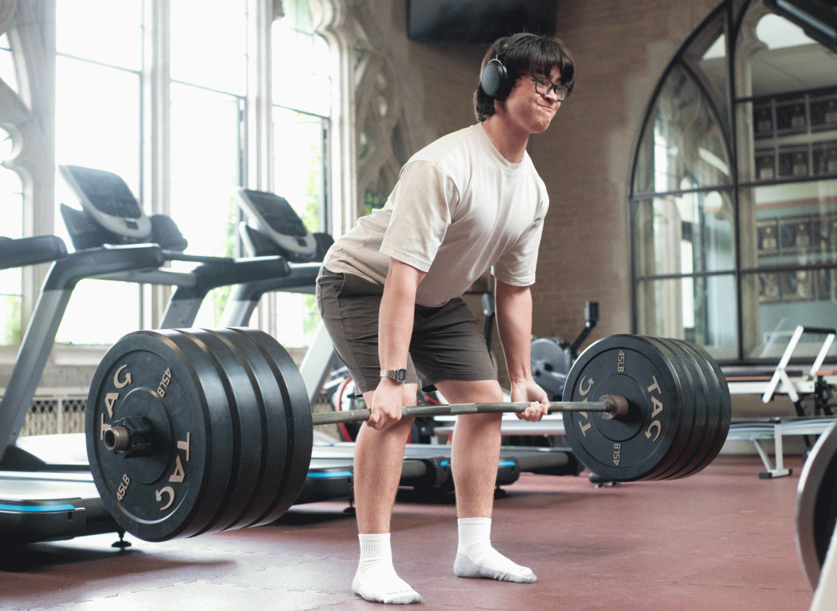 Uplifting: Sophomore Austin Siu finds passion for powerlifting