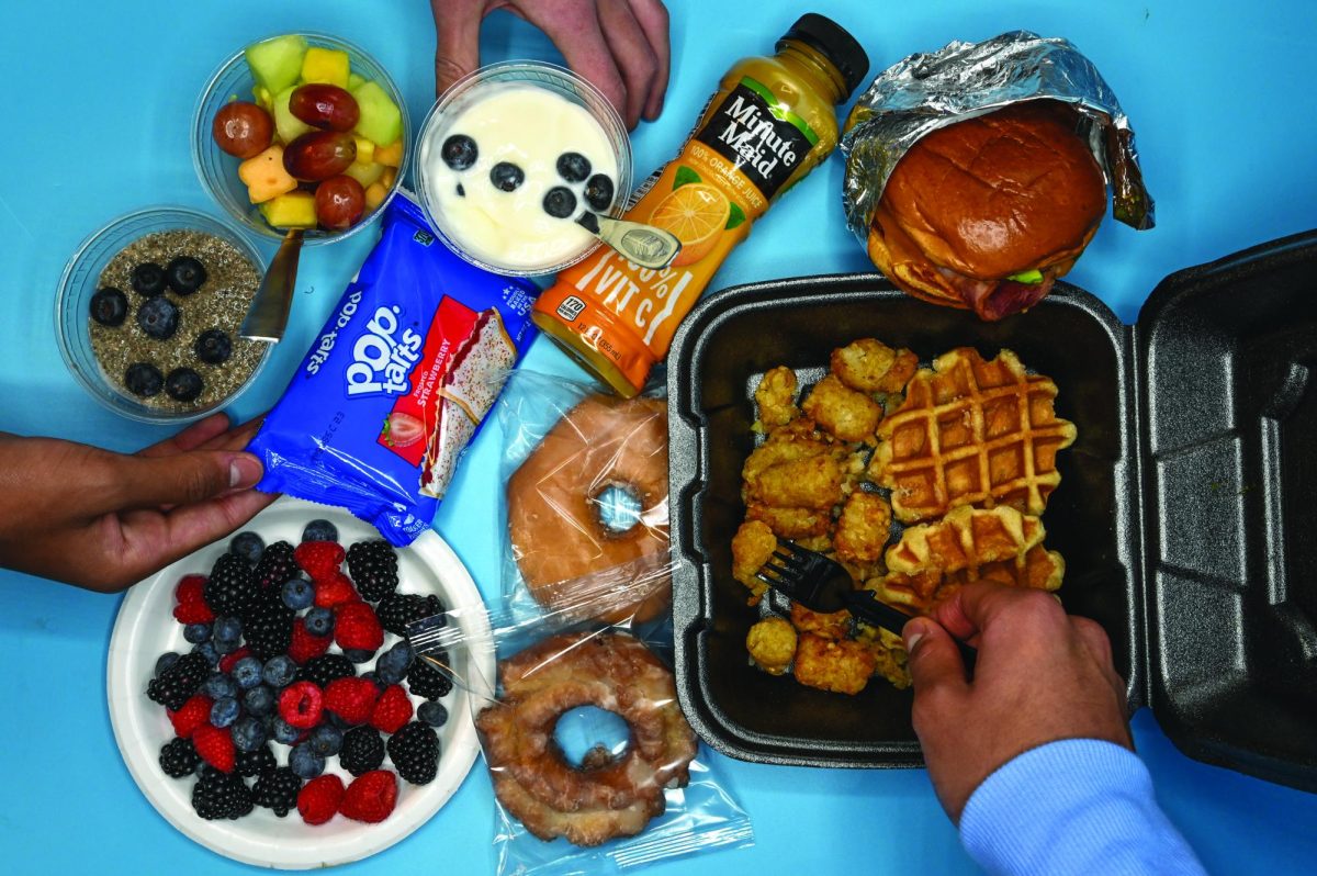 BREAK THE FAST. For students short on time but wanting a nutritious start for the day, dietician Devanee Washington suggests consuming healthy fats and carbs, which can be found in options like overnight oats with fruit, a quick smoothie of greens and Greek yogurt, or a toast with avocado.